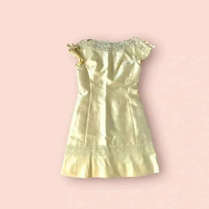 Beautiful vintage 1960 yellow party dress